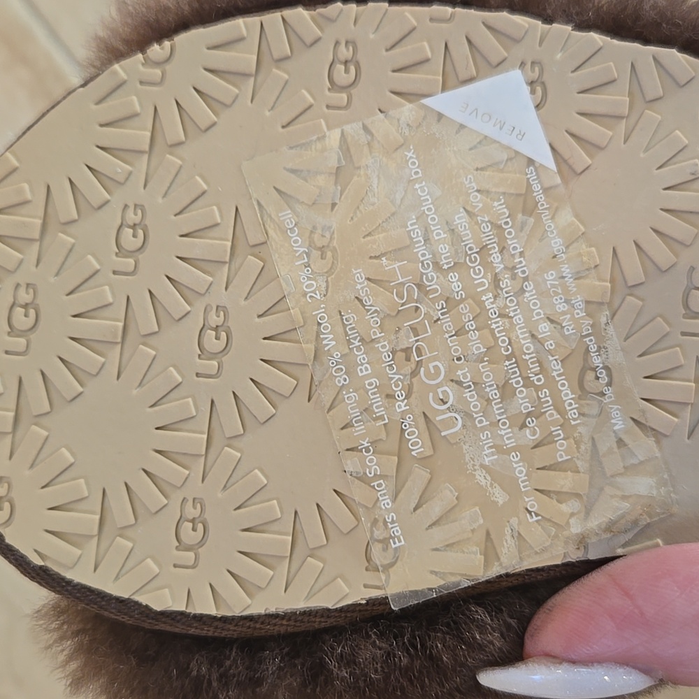 UGG Plush "Fluff Yeah" Sheepskin Lion Unisex Slide/Strap Sandal Shoes - Picture 5 of 8